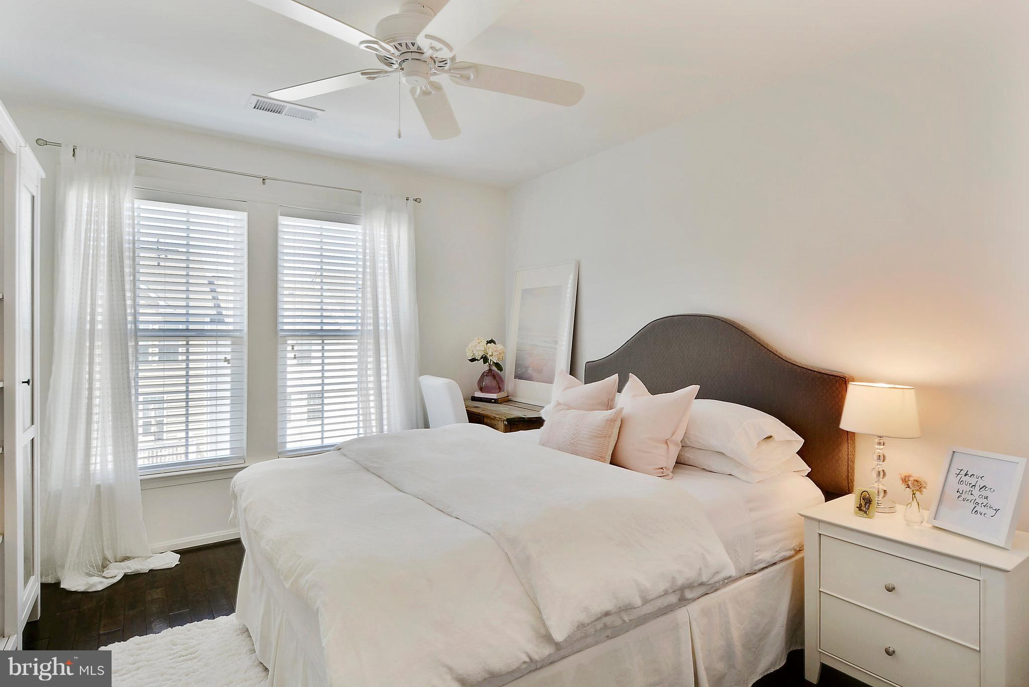 22652 Gray Falcon Square Ashburn, VA 20148 - Photo 23 of 28 Bedroom