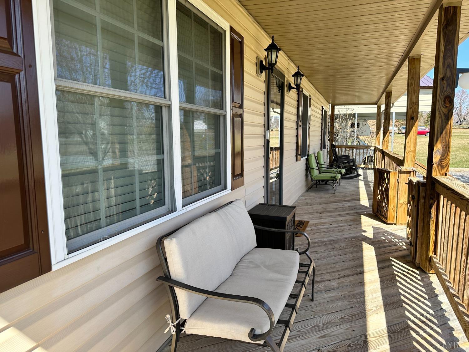 137 Rhonda Road Rustburg, VA 24588 - Photo 4 of 50