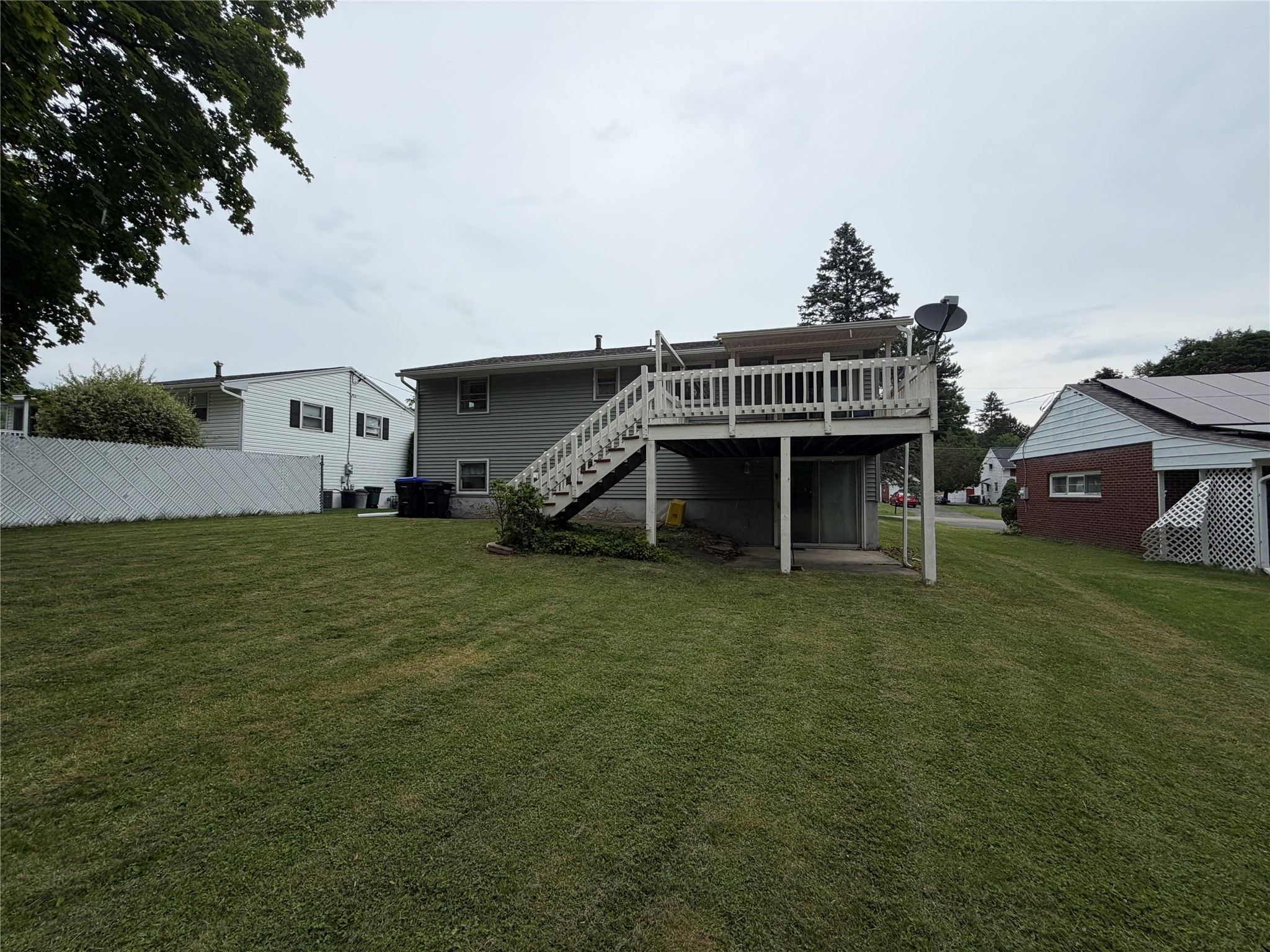 7 Johnson Road Binghamton, NY 13905 - Photo 3 of 29