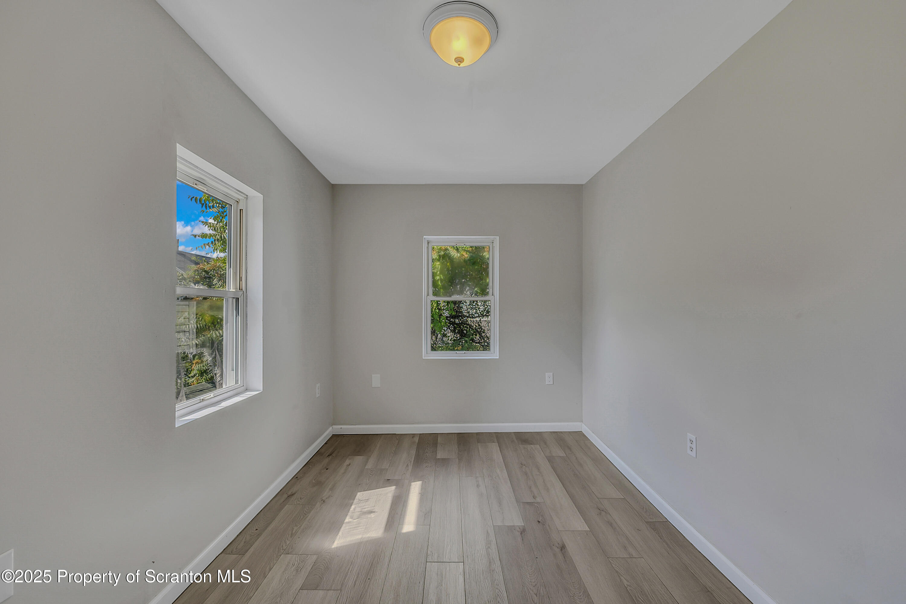 514 Stipp Court Scranton, PA 18510 - Photo 12 of 23 an empty room with window