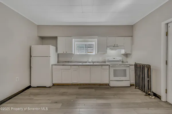 $1,400 | 514 Stipp Court, Scranton, PA 18510