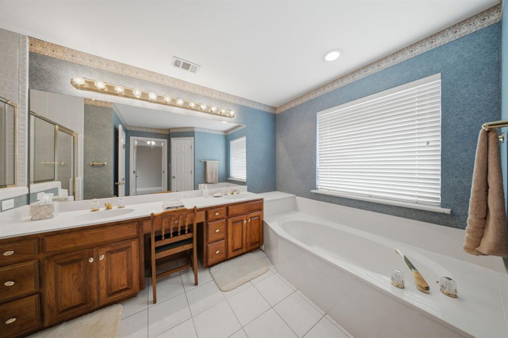 11454 Foutch Road Pilot Point, TX 76258 - Photo 17 of 39 Gallery Image 17