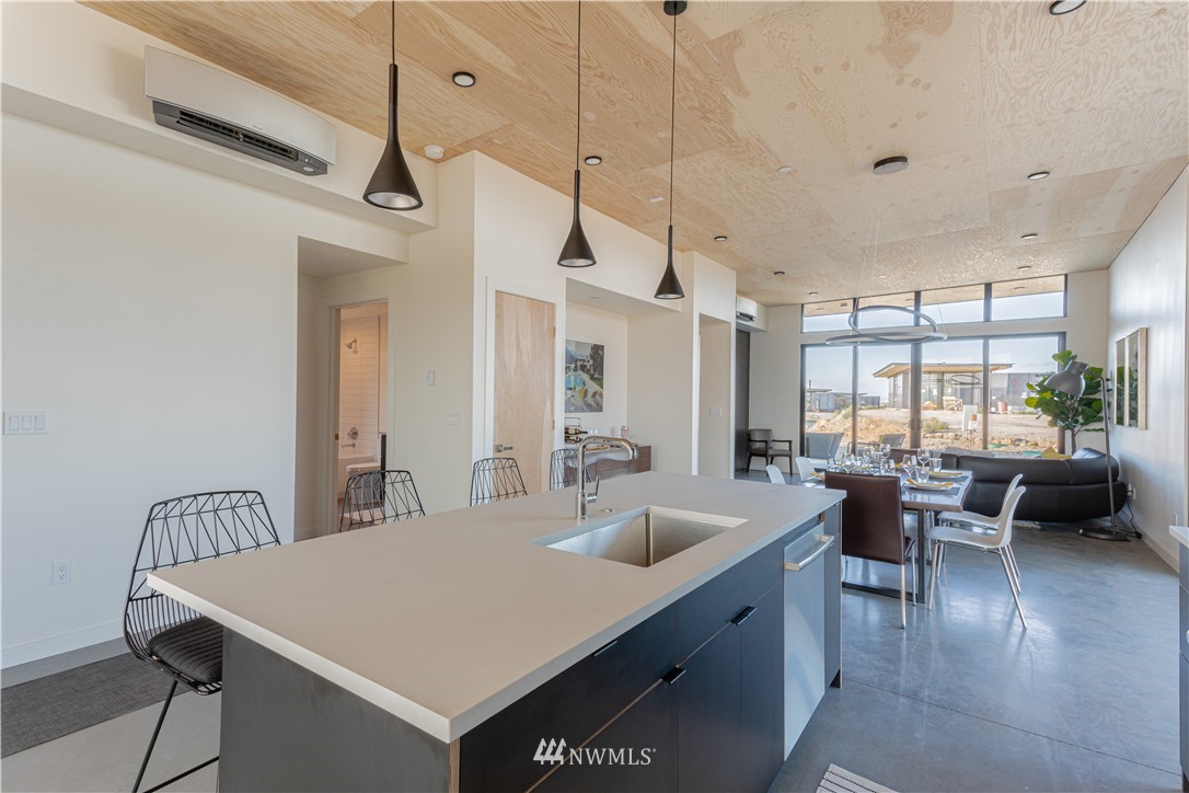 23584 Gorge View Loop Road Quincy, WA 98848 - Photo 2 of 39