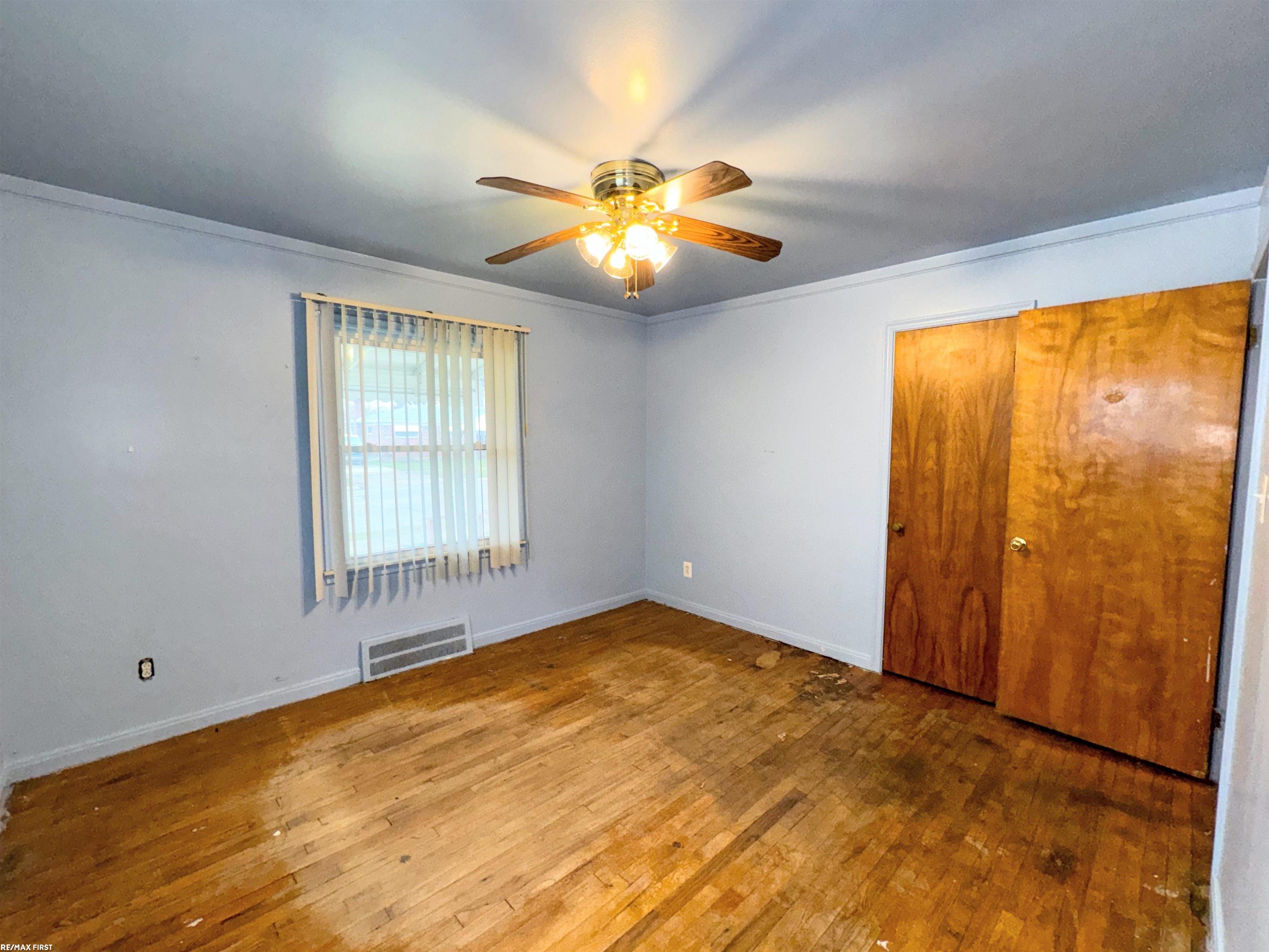 15296 Frazho Road Roseville, MI 48066 - Photo 24 of 52 50130285-8b25d121-57d5-410f-b9fc-3b273931be32.JPG