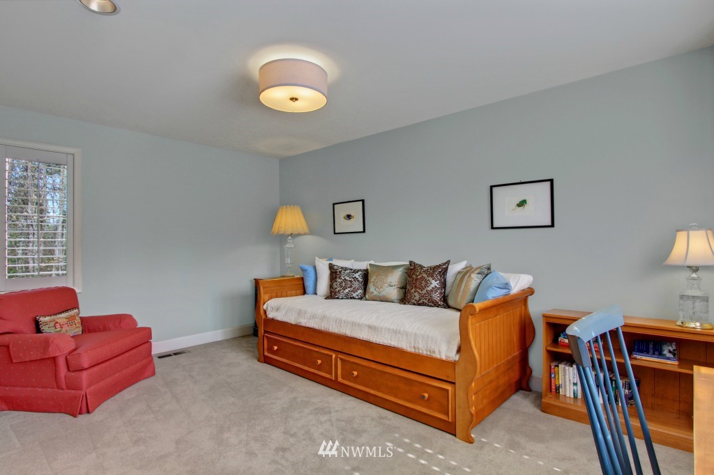 117 Slater Street Kirkland, WA 98033 - Photo 12 of 15