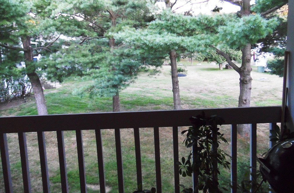 12 Beal's Cove Road, Unit J Hingham, MA 02043 - Photo 3 of 10 Gallery Image 3