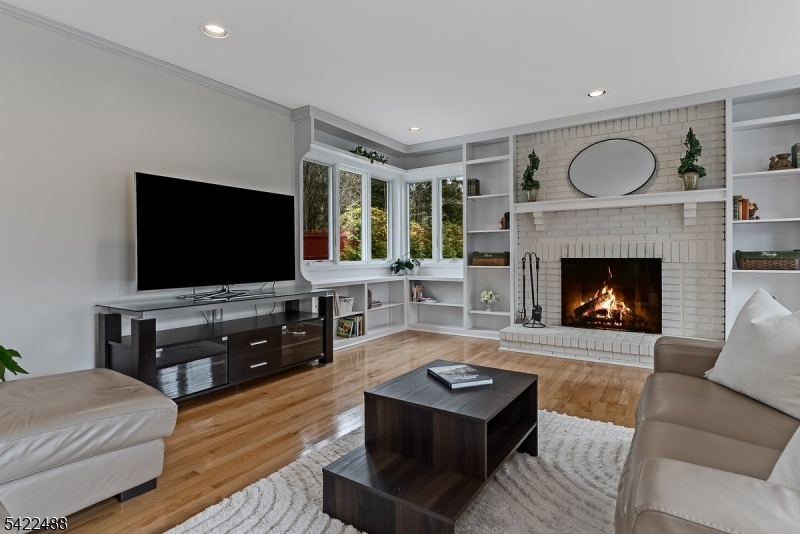 360 Upland Road Mountainside, NJ 07092 - Photo 13 of 30