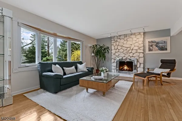 $969,000 | 360 Upland Road, Mountainside, NJ 07092