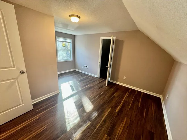 $264,900 | 4711 East 43rd Street, Kansas City, MO 64130