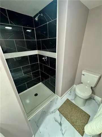 $264,900 | 4711 East 43rd Street, Kansas City, MO 64130