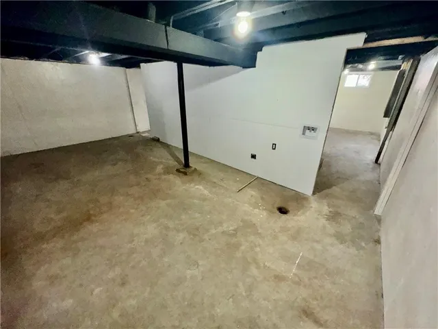 $264,900 | 4711 East 43rd Street, Kansas City, MO 64130