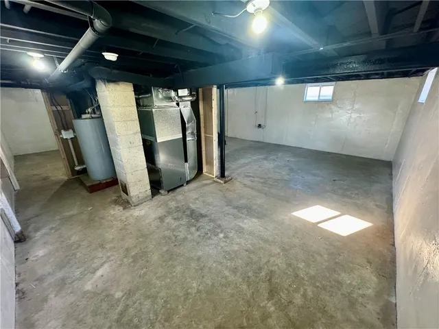 $264,900 | 4711 East 43rd Street, Kansas City, MO 64130