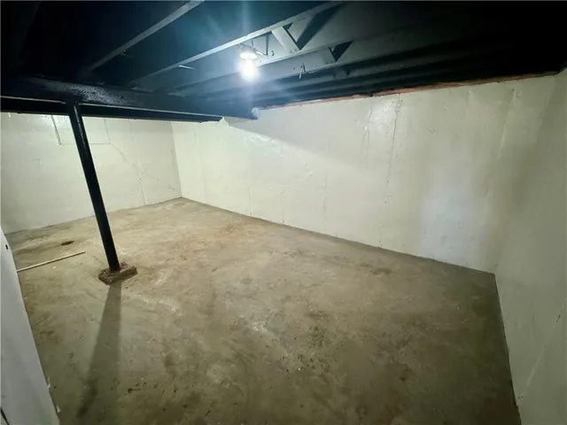 $264,900 | 4711 East 43rd Street, Kansas City, MO 64130