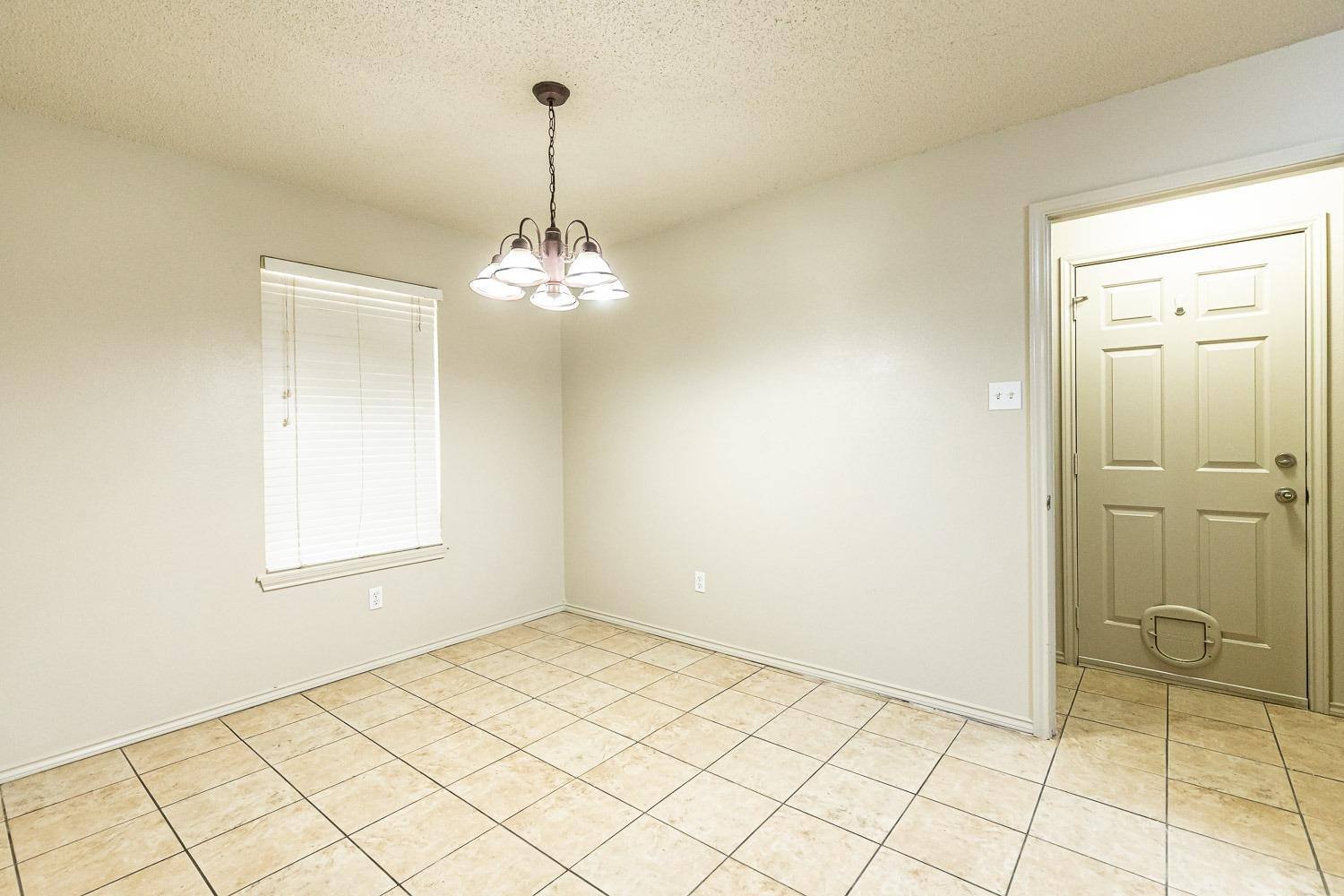 5812 96th Street, Unit B Lubbock, TX 79424 - Photo 16 of 33 Photo 16