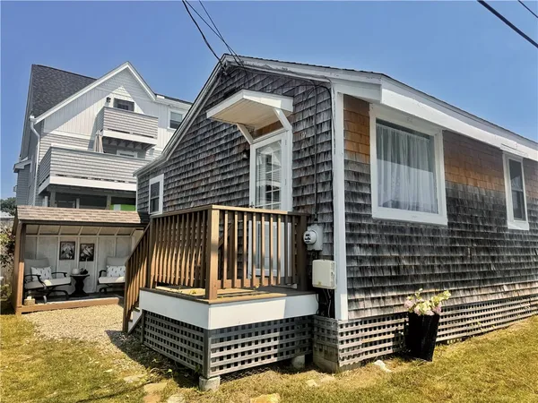 $258,500 | 854 Matunuck Beach Road, South Kingstown, RI 02879
