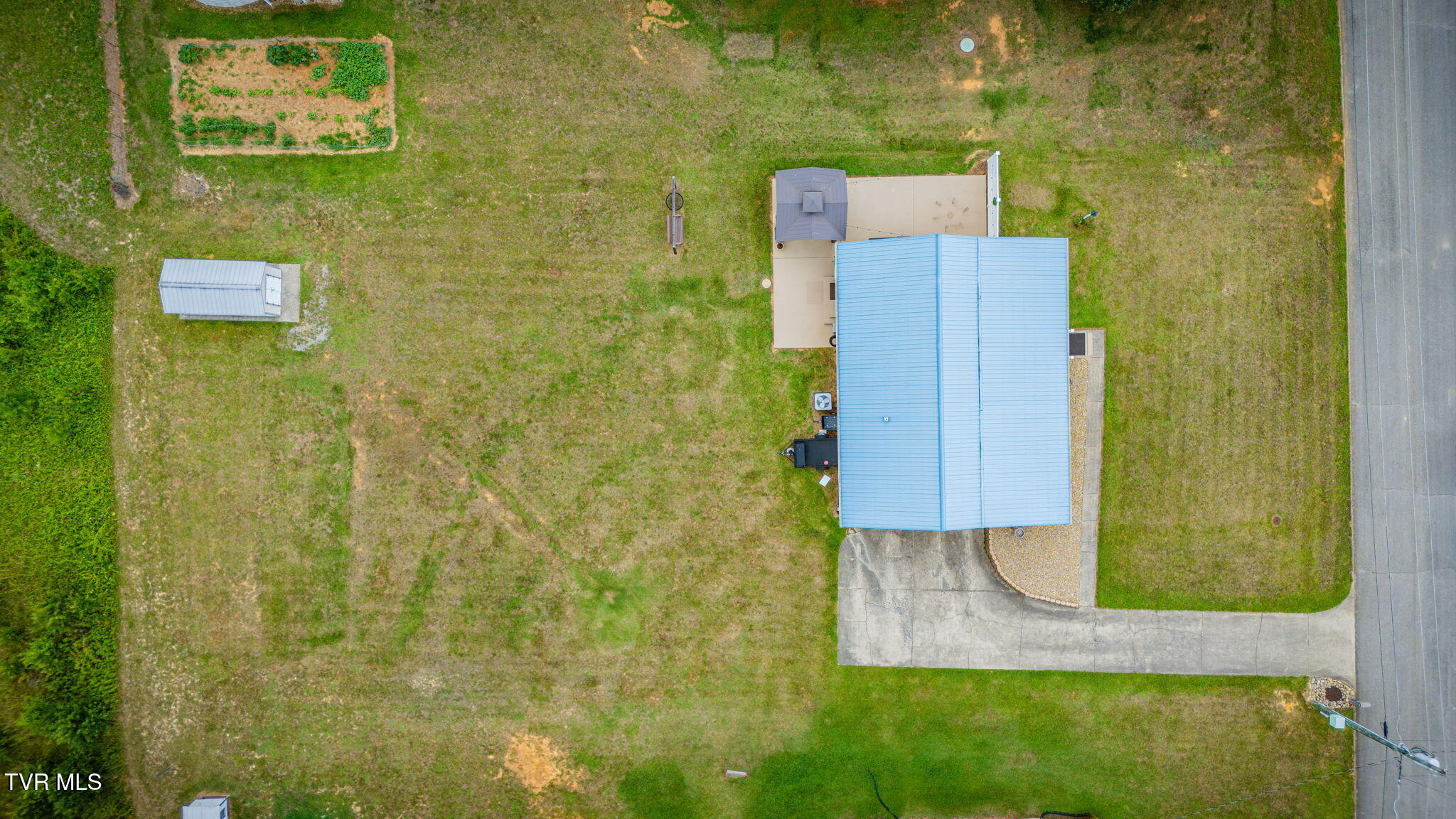 69 Pine Ridge Drive Afton, TN 37616 - Photo 35 of 38 105 (13)