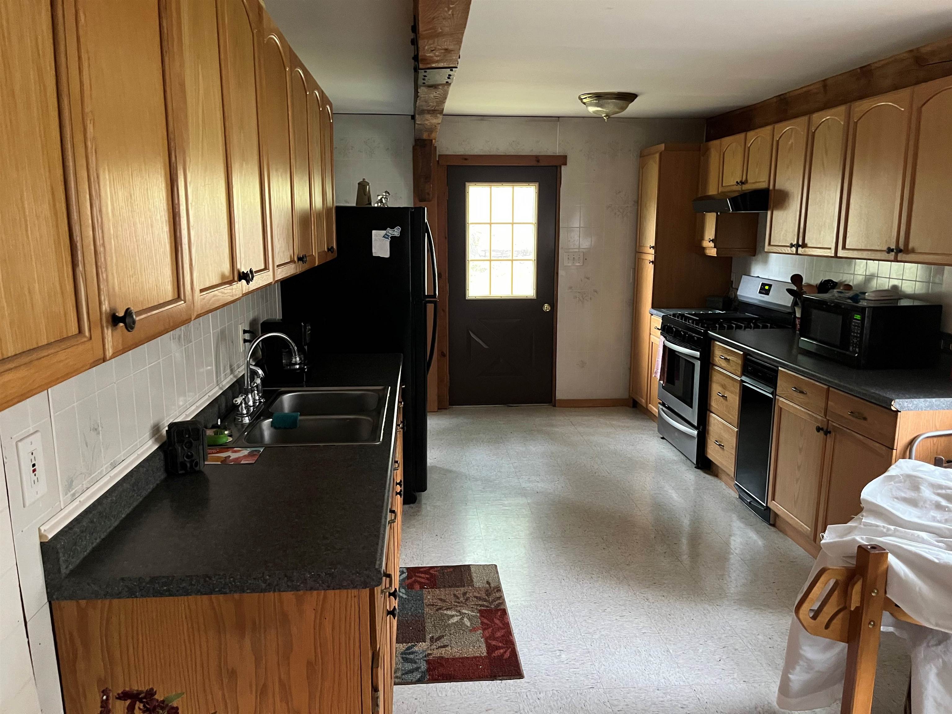343-339 Fremont Road Chester, NH 03036 - Photo 18 of 27