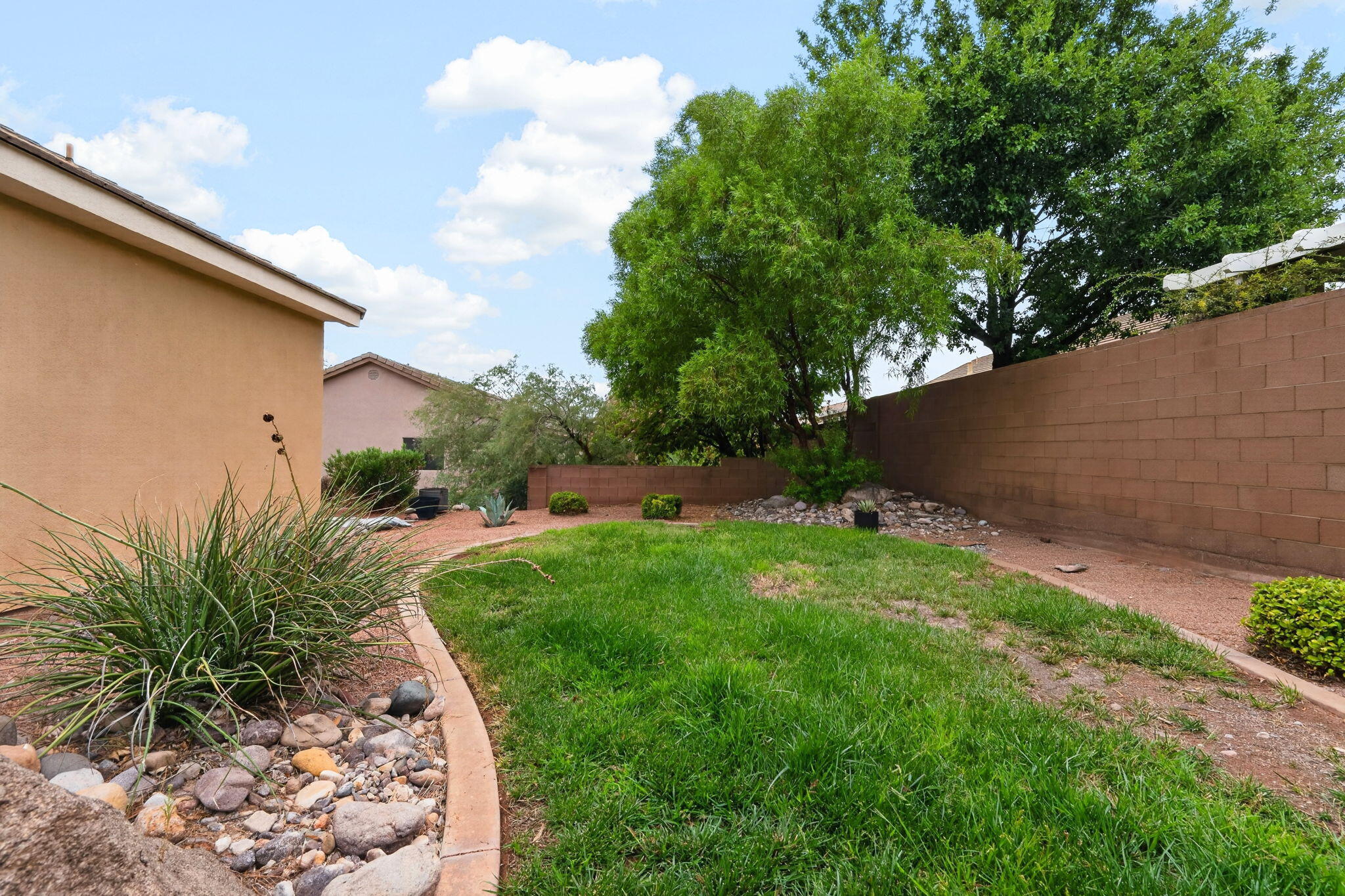 2140 West 970 North St. George, UT 84770 - Photo 22 of 24 7-web-or-mls-2140 W 970 N - Ames Team -
