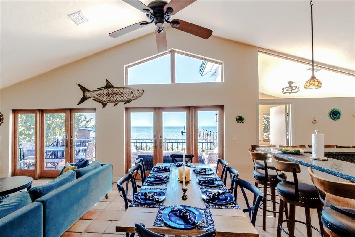 57967 Morton Street Marathon, FL 33050 - Photo 34 of 56 Dining for 8