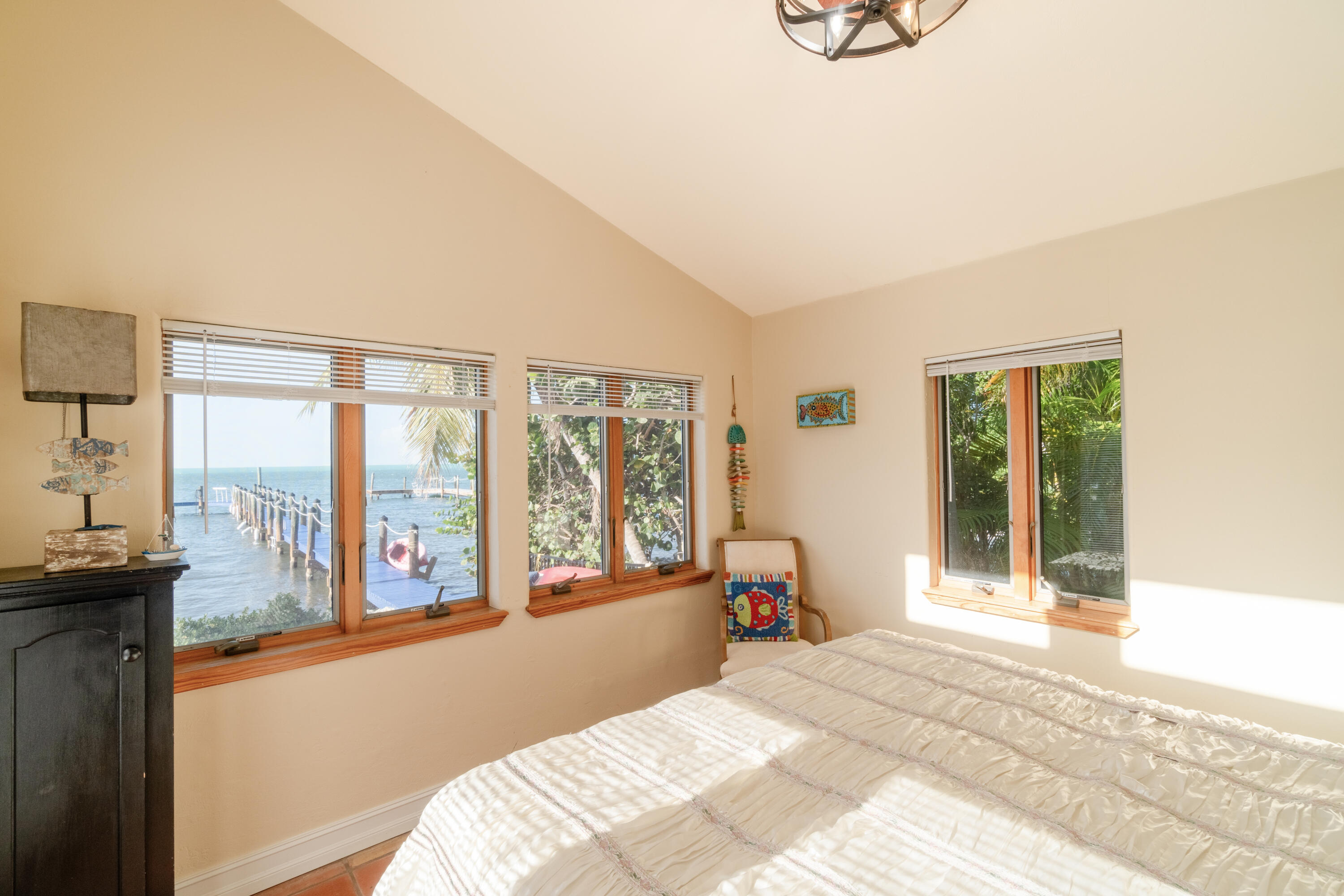 57967 Morton Street Marathon, FL 33050 - Photo 53 of 56 37-20241031-36-20241031-DSC09664-HDR