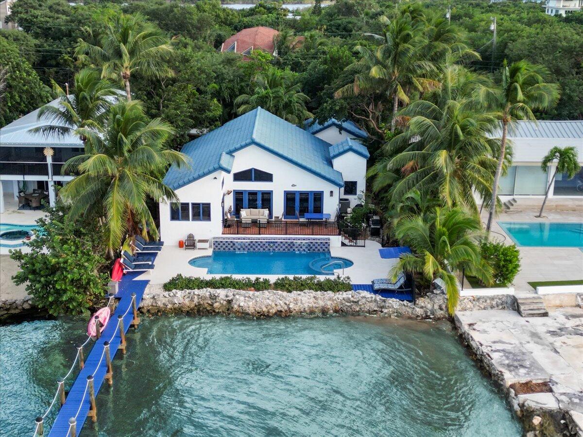 57967 Morton Street Marathon, FL 33050 - Photo 6 of 56 Casa Azul Villa