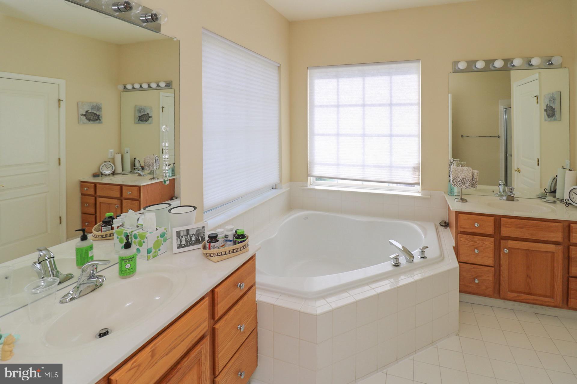 11 Emery Way Delanco, NJ 08075 - Photo 13 of 24 Gallery Image 13