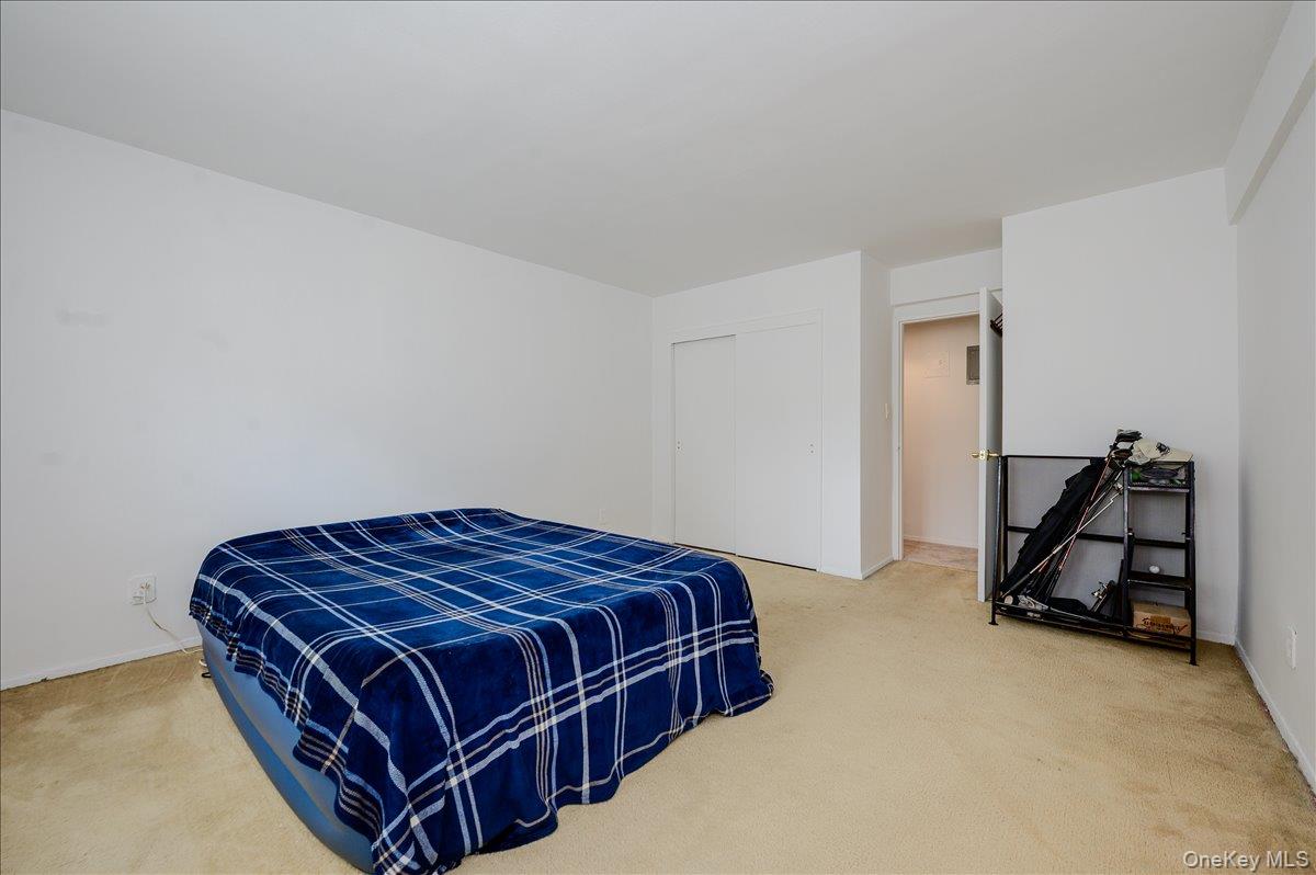 522 Shore Road, Unit 2V V Long Beach, NY 11561 - Photo 13 of 31 Bedroom