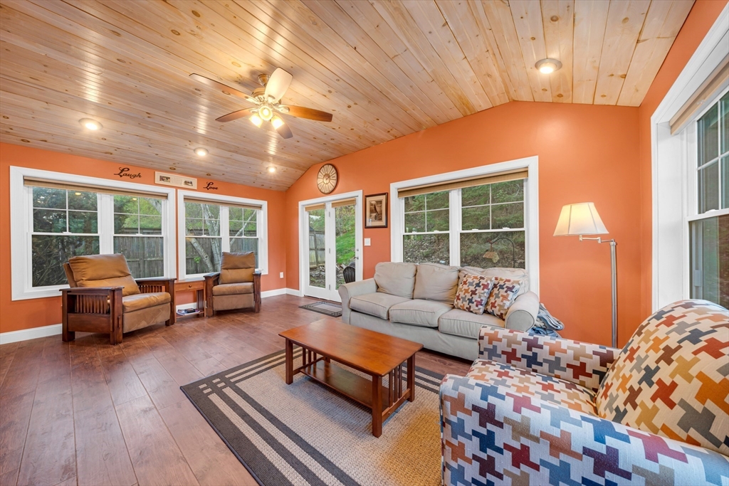 88 Whitehall Road Amesbury, MA 01913 - Photo 24 of 42 Gallery Image 24