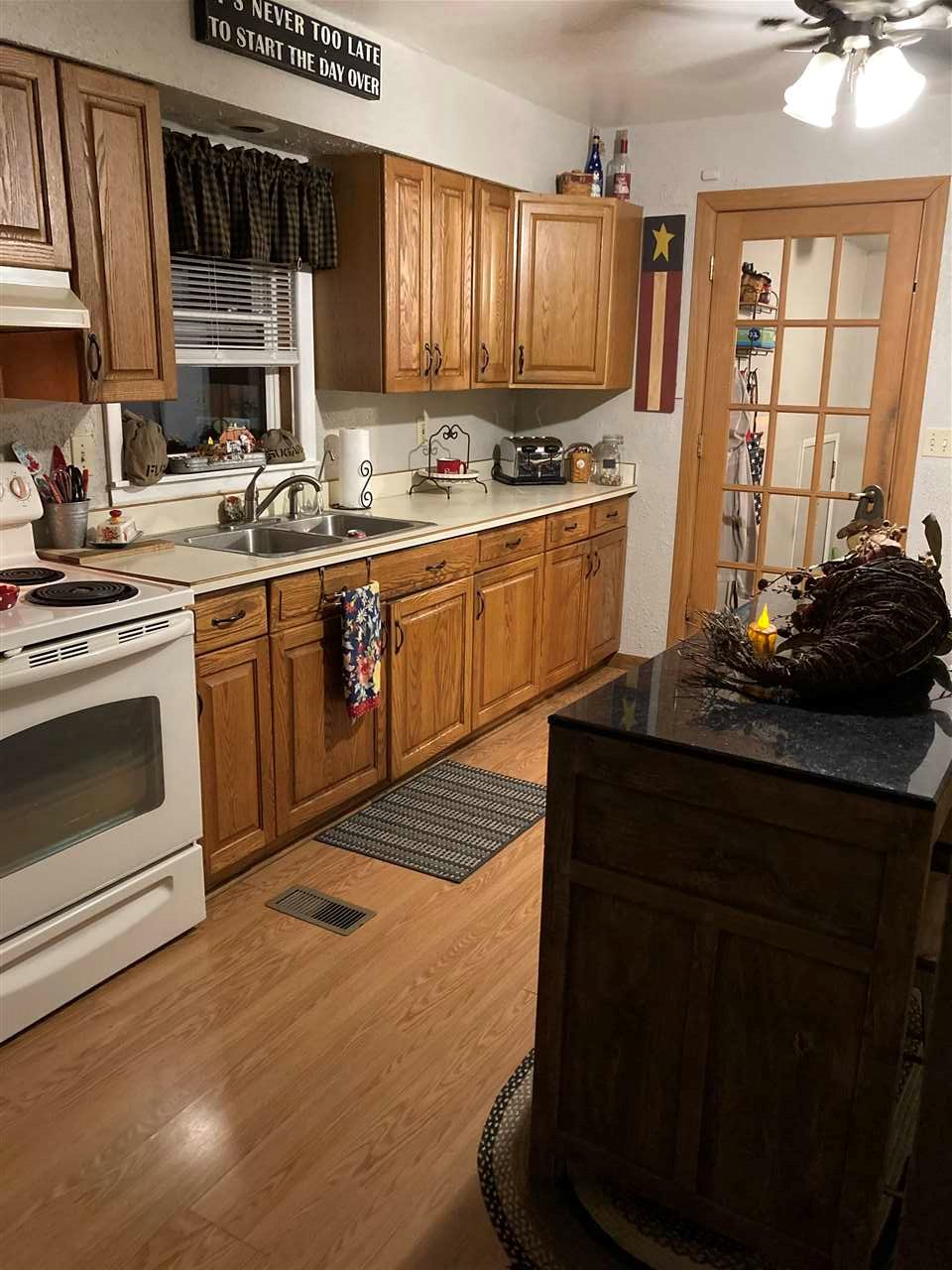 1938 West Linwood Road Linwood, MI 48634 - Photo 4 of 25