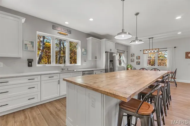 $560,000 | 1903 Glenn Court, Lake Sherwood, MO 63357