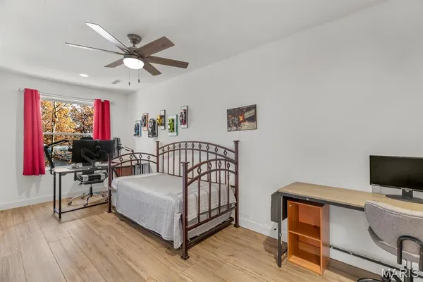 $525,000 | 1903 Glenn Court, Lake Sherwood, MO 63357