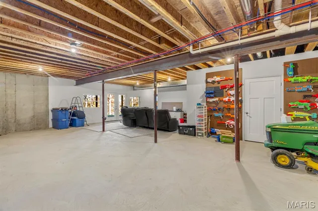 $560,000 | 1903 Glenn Court, Lake Sherwood, MO 63357