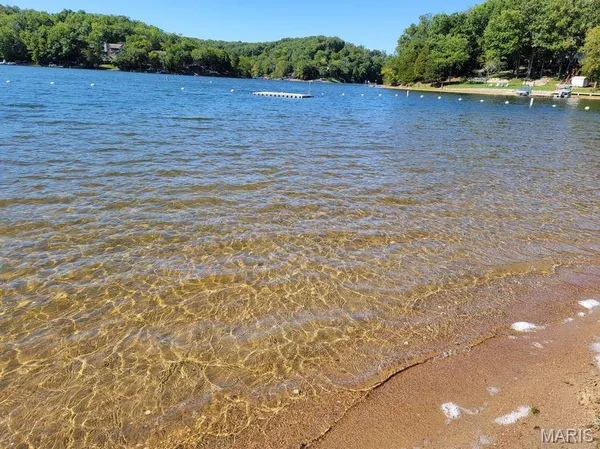 $525,000 | 1903 Glenn Court, Lake Sherwood, MO 63357