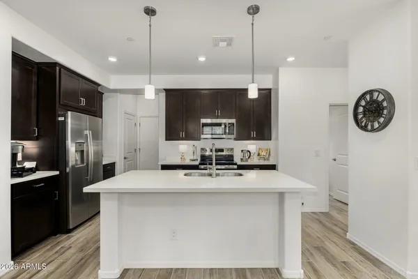 $485,000 | 1917 East Hampton Lane, Unit 104, Gilbert, AZ 85295
