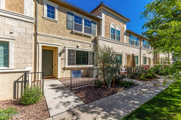 $485,000 | 1917 East Hampton Lane, Unit 104, Gilbert, AZ 85295