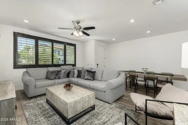 $485,000 | 1917 East Hampton Lane, Unit 104, Gilbert, AZ 85295