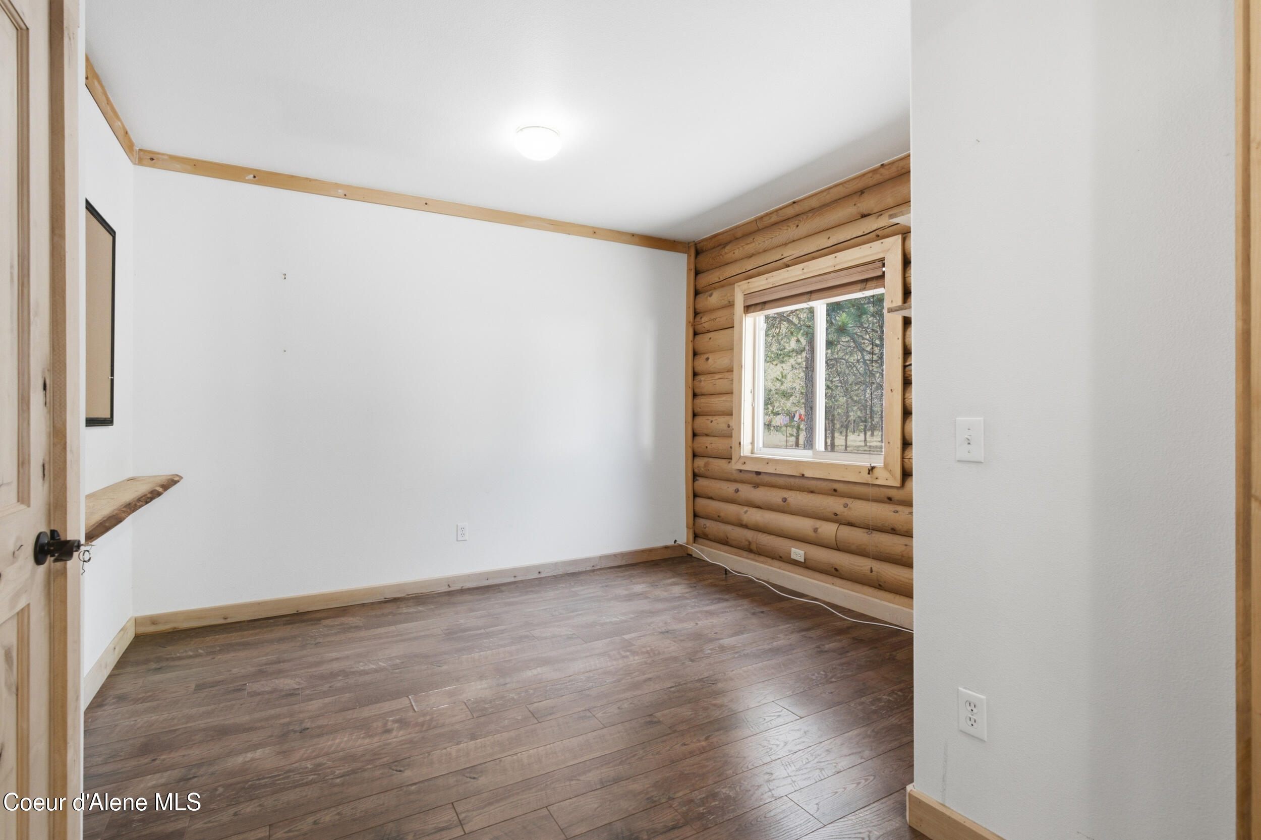 27294 North Clagstone Road Athol, ID 83801 - Photo 41 of 77 Office/Guest Room