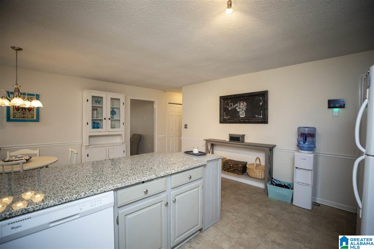 211 Jasmine Drive Alabaster, AL 35007 - Photo 15 of 34
