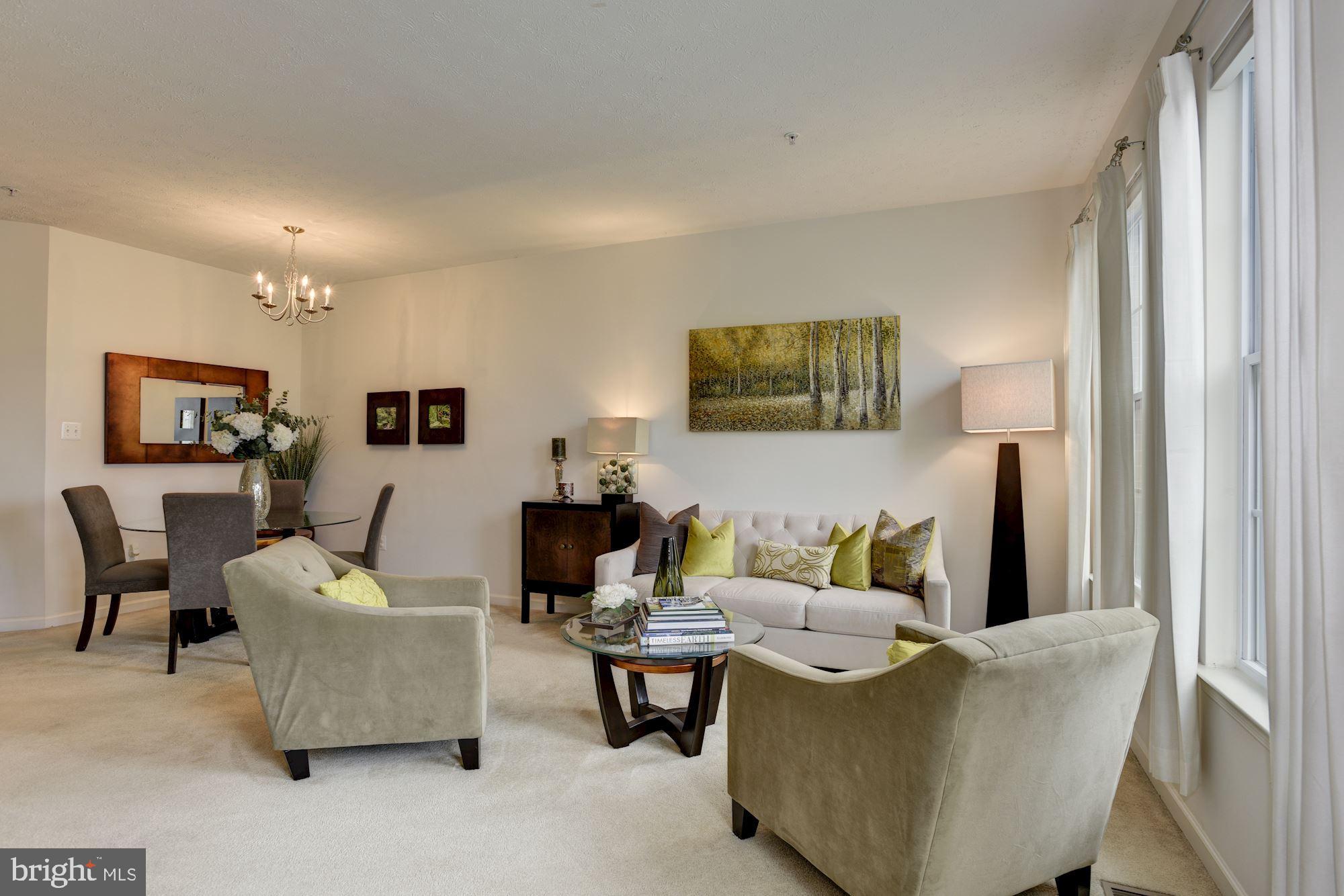 9719 Davison Road Baltimore, MD 21220 - Photo 2 of 31 Living Room