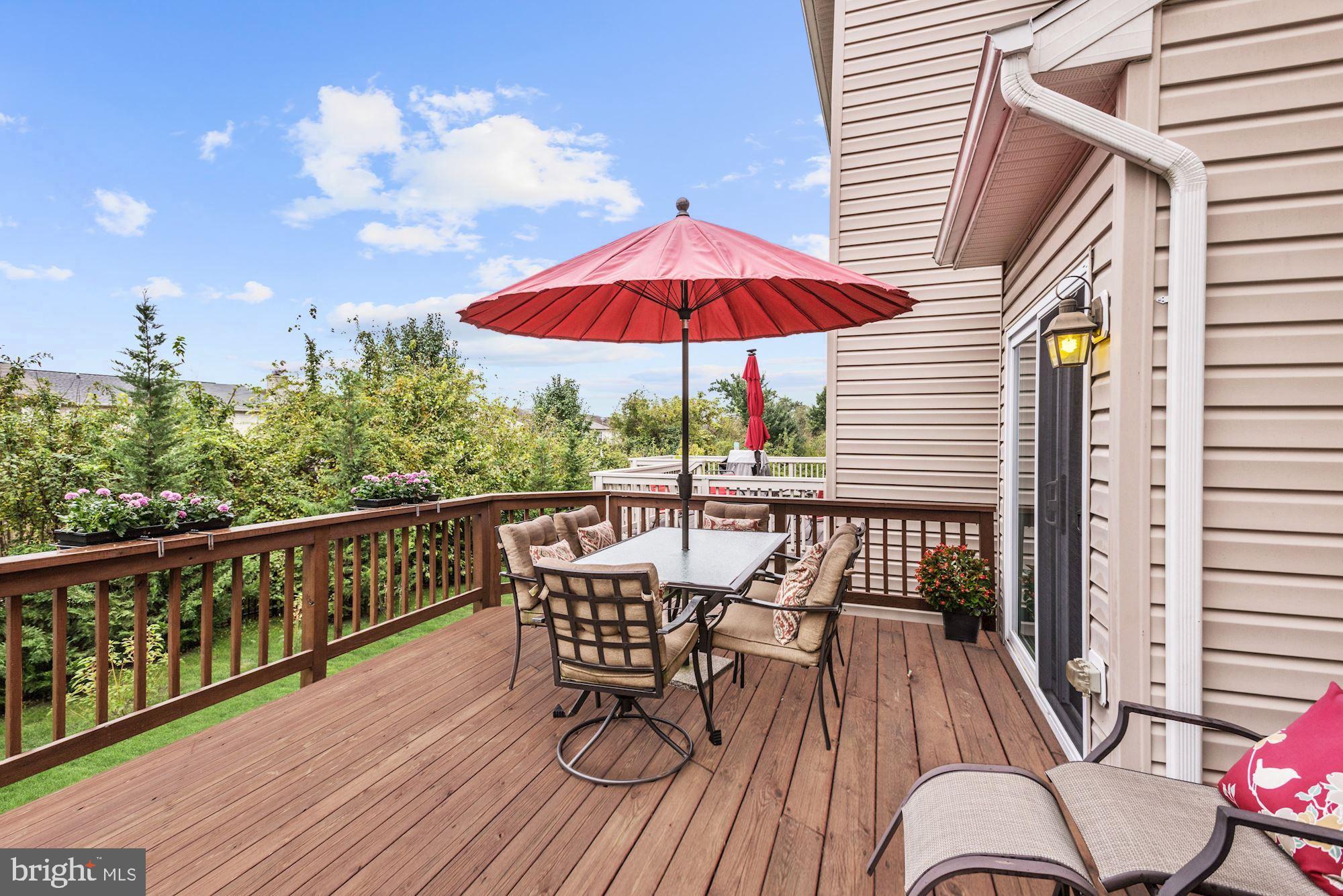9719 Davison Road Baltimore, MD 21220 - Photo 26 of 31 Deck