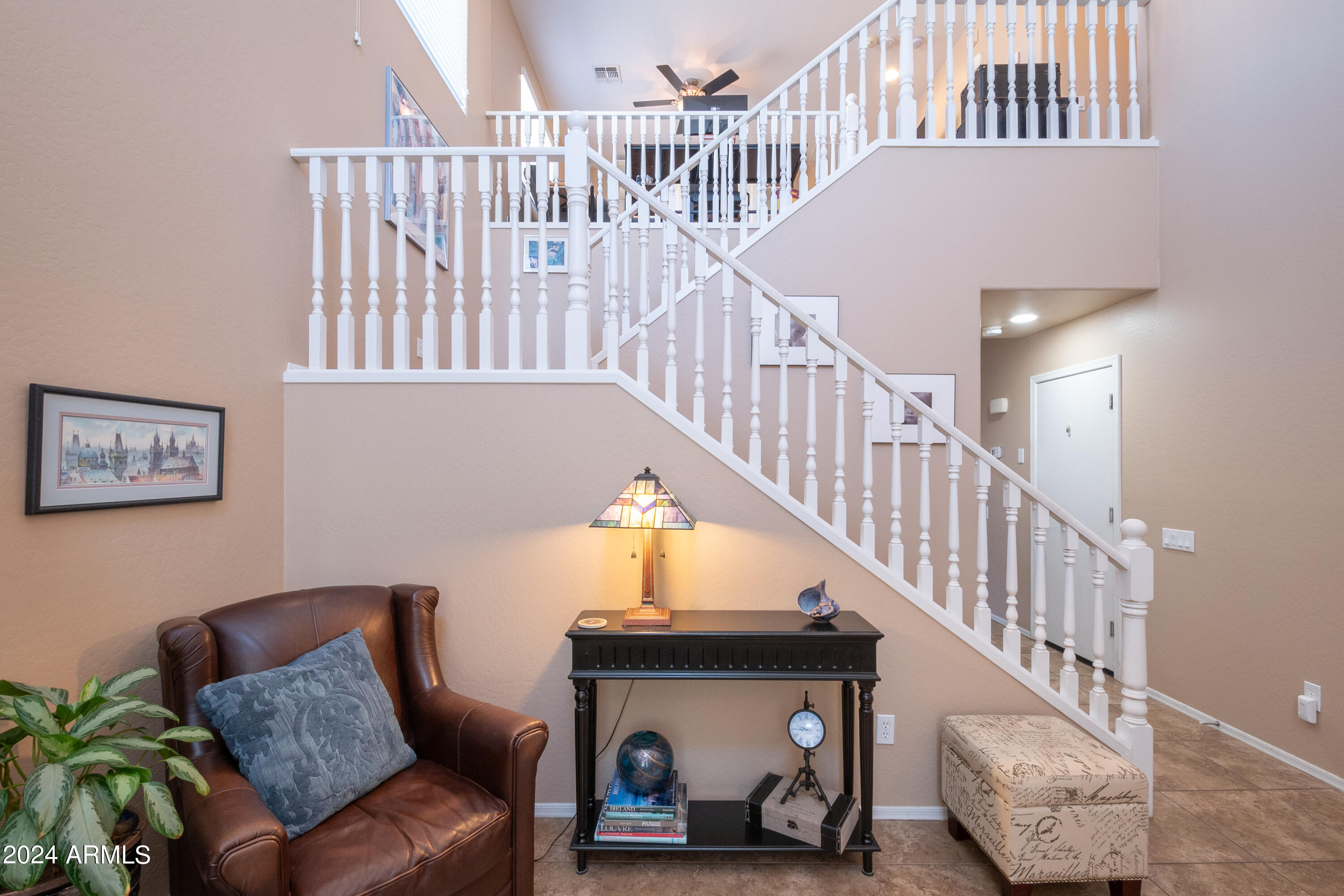 5422 West Parsons Road Phoenix, AZ 85083 - Photo 7 of 33 Elegant staircase
