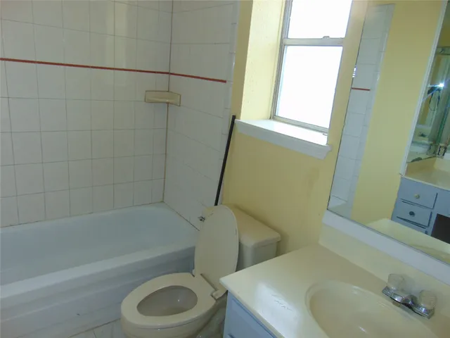 $139,900 | 12300 Brookglade Circle, Unit 74, Houston, TX 77099