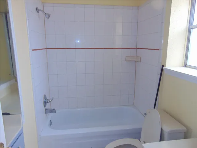 $139,900 | 12300 Brookglade Circle, Unit 74, Houston, TX 77099