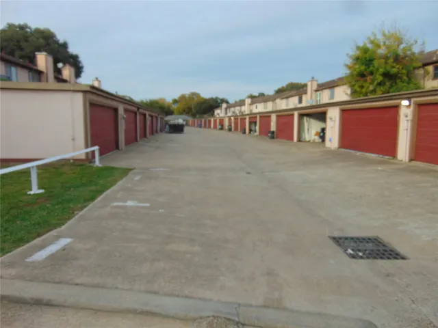 $139,900 | 12300 Brookglade Circle, Unit 74, Houston, TX 77099