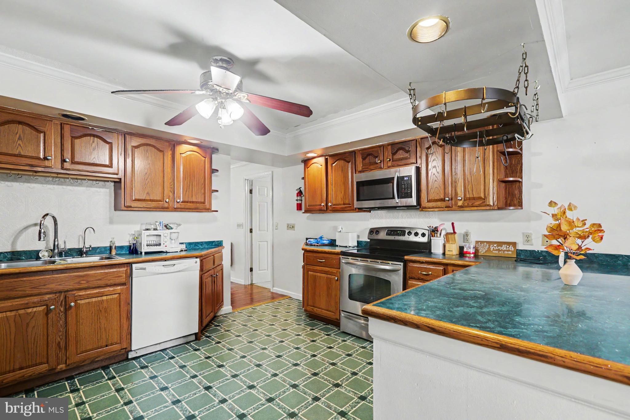 834 Oberlin Road Middletown, PA 17057 - Photo 17 of 64 Gallery Image 17