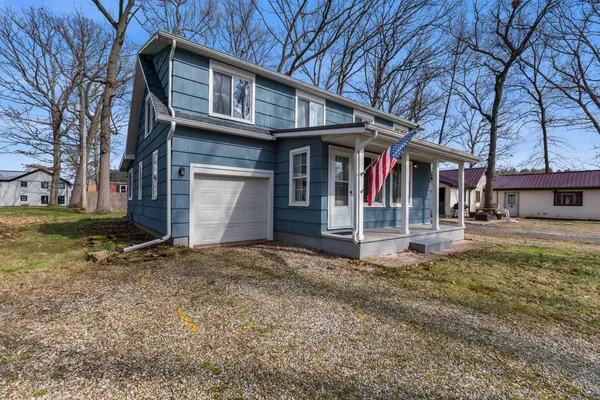 $173,500 | 2394 Forrest Drive, Hillsdale, MI 49242