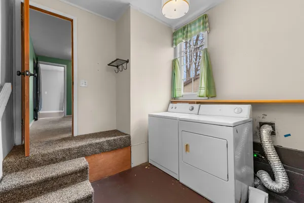 $173,500 | 2394 Forrest Drive, Hillsdale, MI 49242