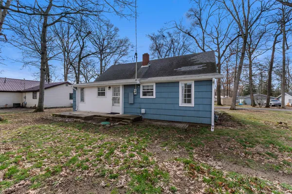 $173,500 | 2394 Forrest Drive, Hillsdale, MI 49242