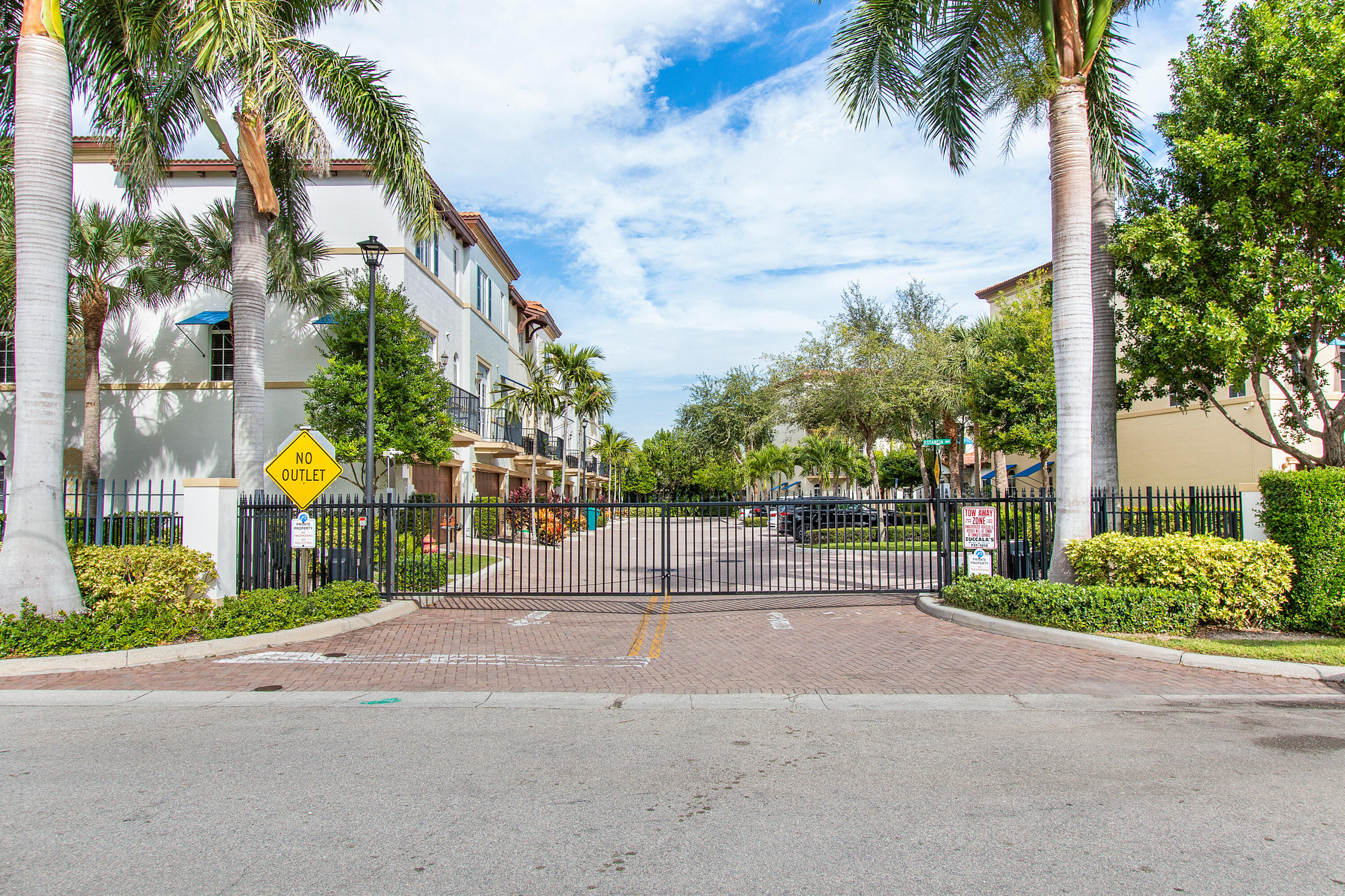 3261 Estancia Way Boynton Beach, FL 33435 - Photo 41 of 51 a view of a park with palm trees