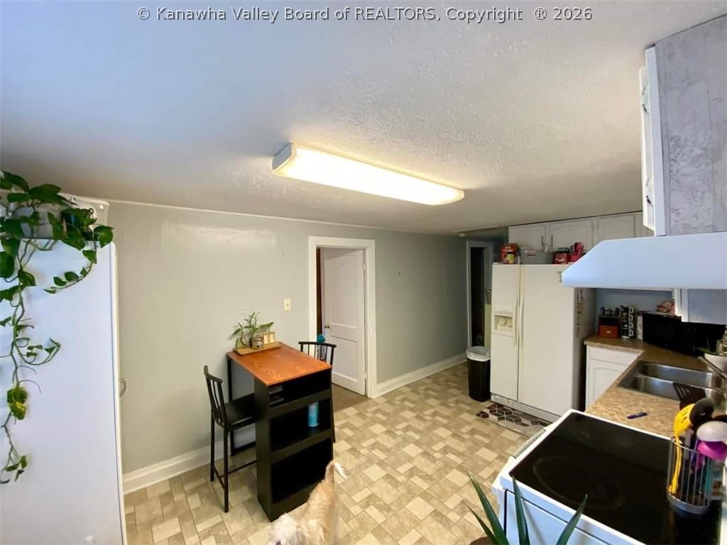 485 South Ruffner Road Charleston, WV 25314 - Photo 12 of 26 Gallery Image 12